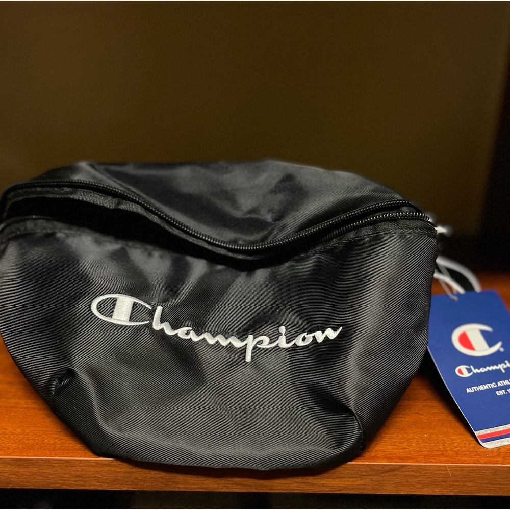 Champion Unisex Fannie Pack Black Waist Bag Adjustable Belt NWT